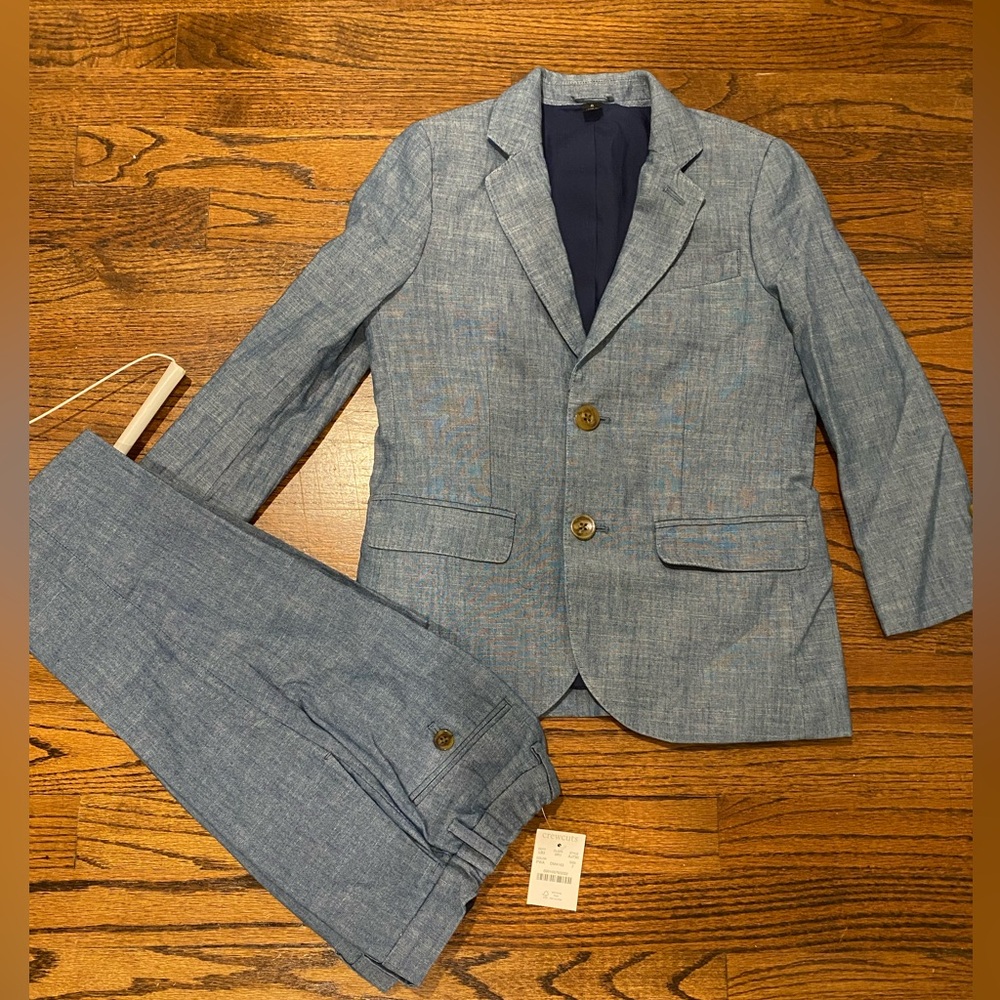 Adorable linen suit. J-Crew (crew cuts)
